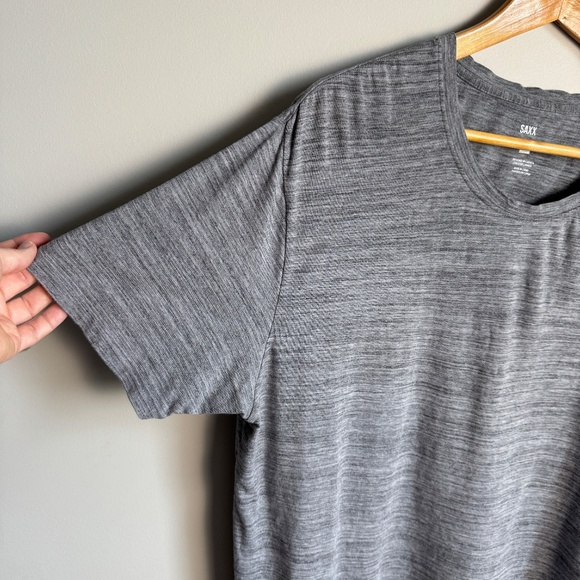 SAXX Men's Performance Short Sleeve T-Shirt Marled Gray Large Athleisure Casual - Picture 3 of 11